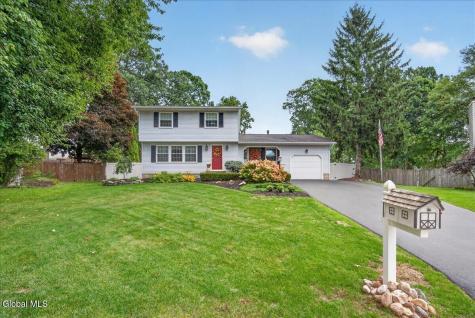 5 Tanner Hollow Drive Colonie NY 12205