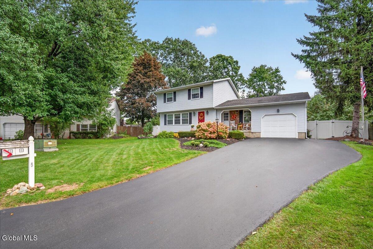 5 Tanner Hollow Drive Colonie NY 12205