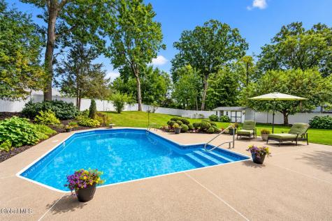 5 Tanner Hollow Drive Colonie NY 12205