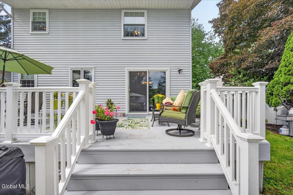 5 Tanner Hollow Drive Colonie NY 12205
