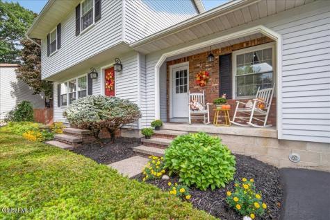 5 Tanner Hollow Drive Colonie NY 12205