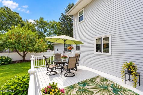 5 Tanner Hollow Drive Colonie NY 12205