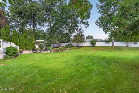 5 Tanner Hollow Drive Colonie NY 12205