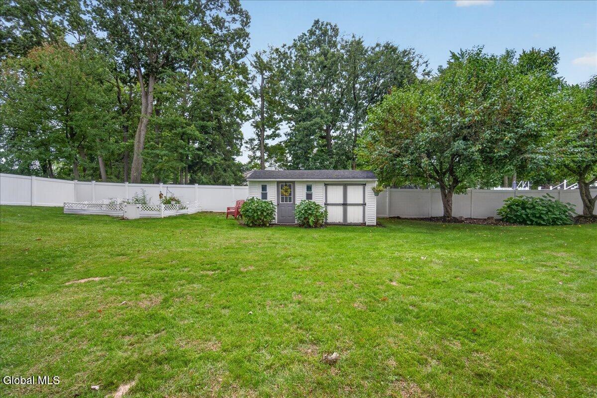 5 Tanner Hollow Drive Colonie NY 12205