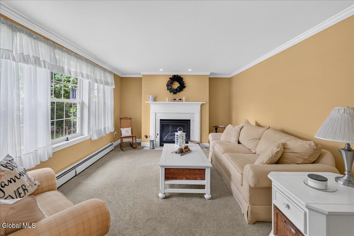 5 Tanner Hollow Drive Colonie NY 12205