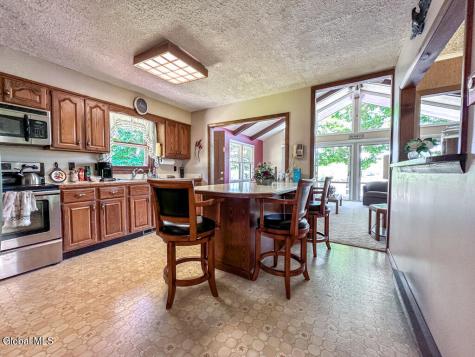 47 Hanneford Road Queensbury NY 12804