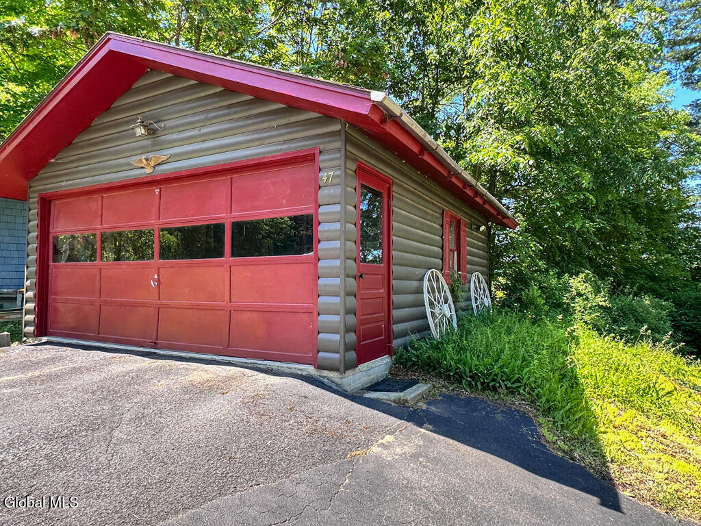 47 Hanneford Road Queensbury NY 12804