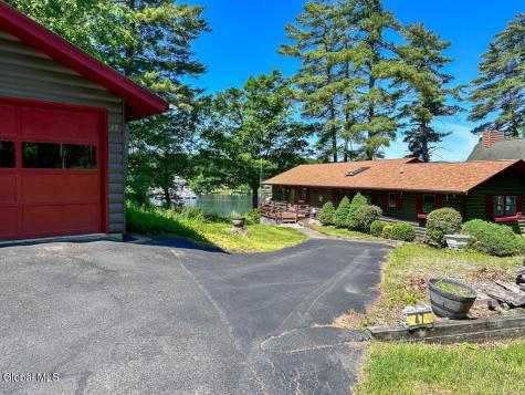 47 Hanneford Road Queensbury NY 12804
