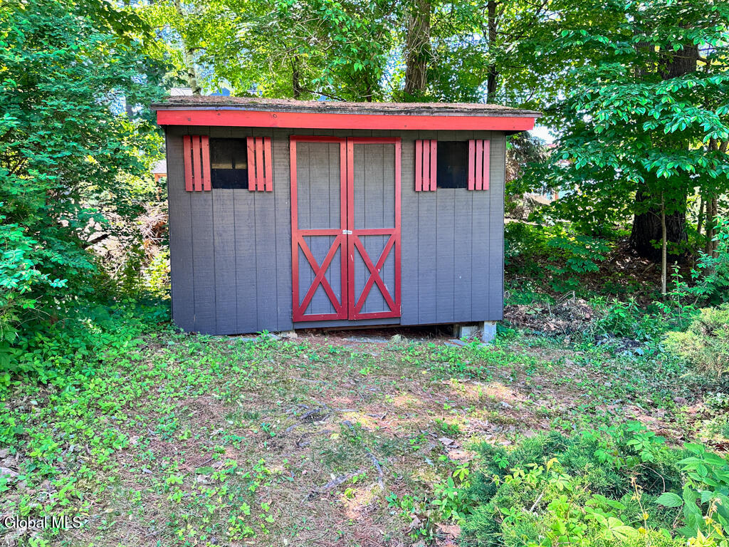 47 Hanneford Road Queensbury NY 12804