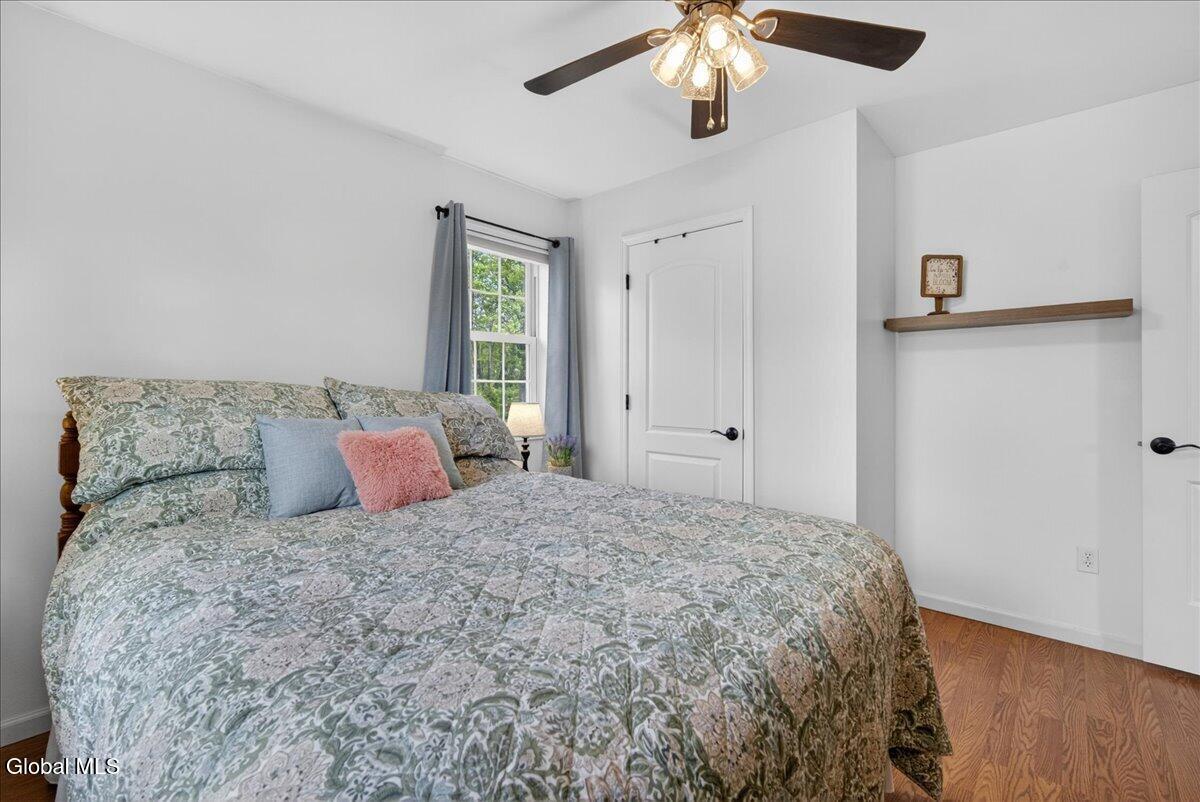 20 Aberdeen Way Gansevoort NY 12831