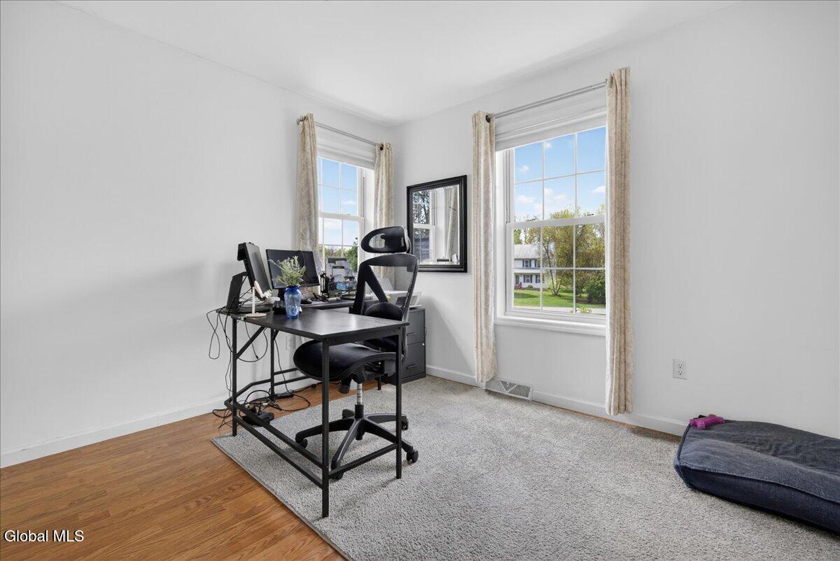 20 Aberdeen Way Gansevoort NY 12831