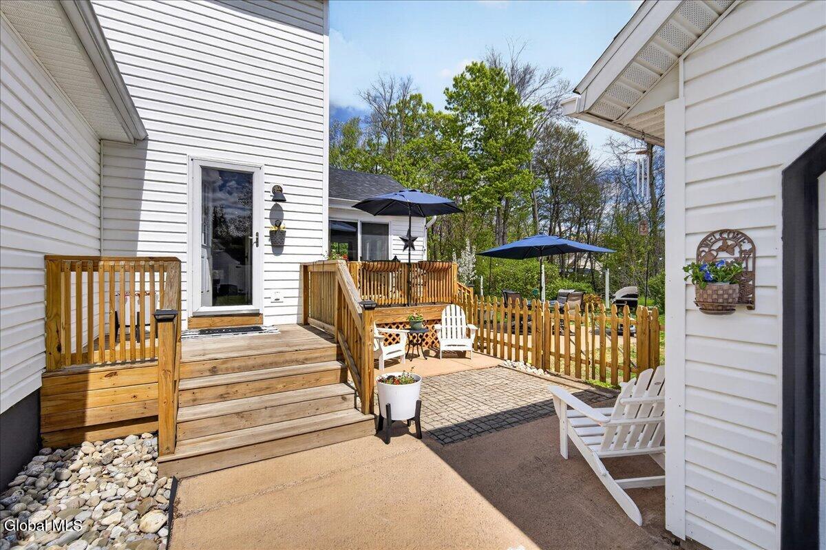 20 Aberdeen Way Gansevoort NY 12831
