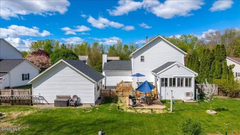 20 Aberdeen Way Gansevoort NY 12831