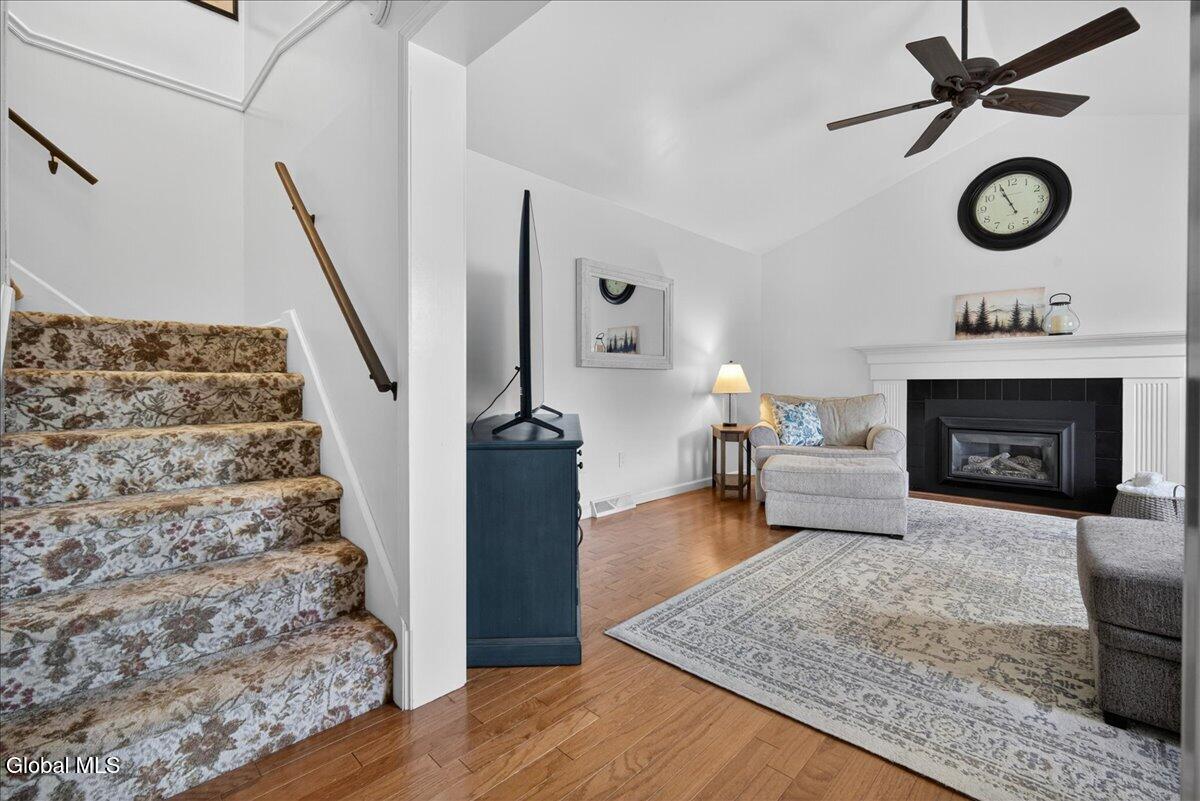 20 Aberdeen Way Gansevoort NY 12831