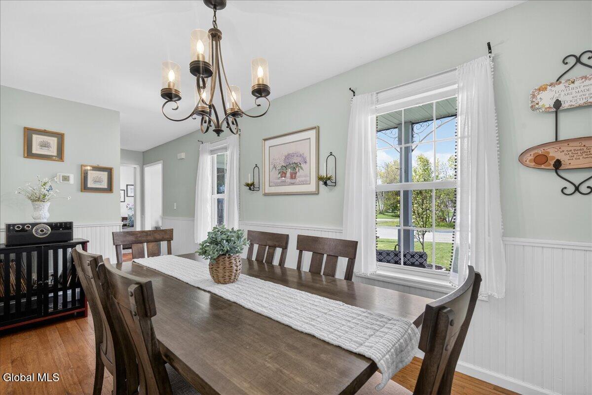 20 Aberdeen Way Gansevoort NY 12831