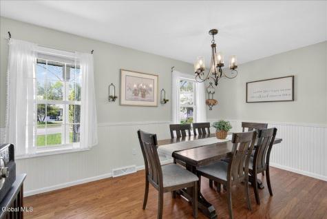 20 Aberdeen Way Gansevoort NY 12831