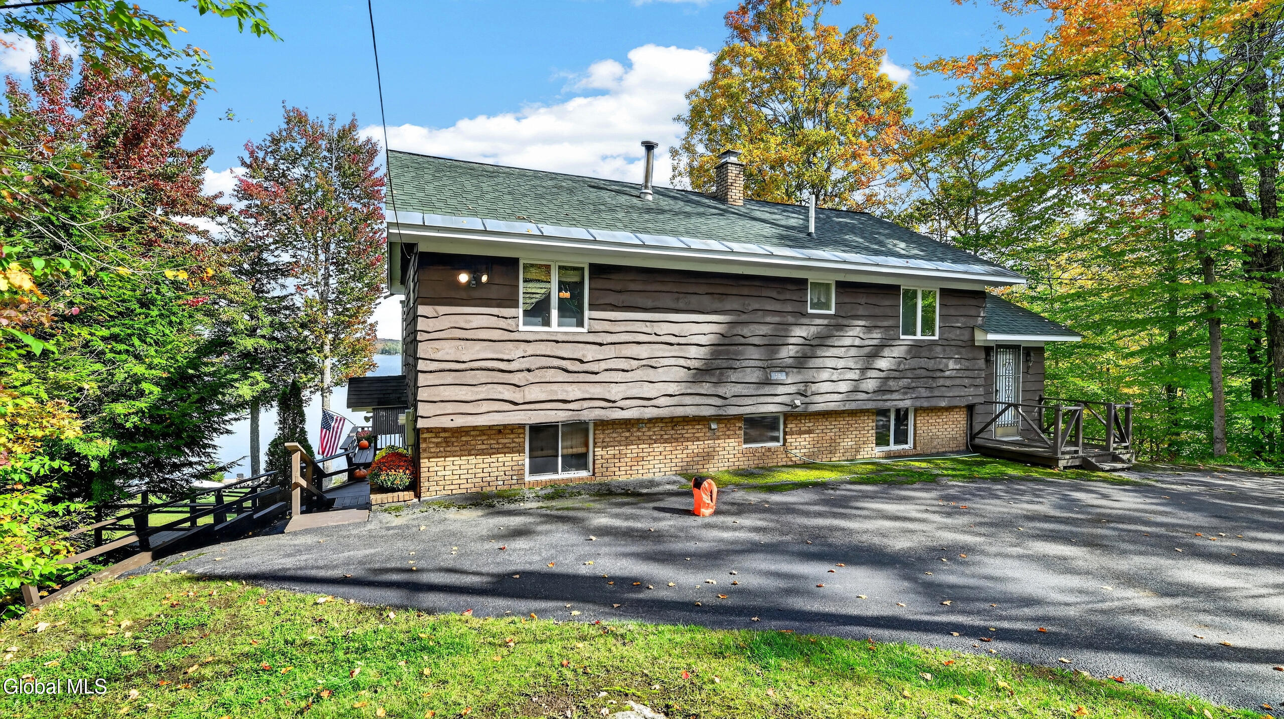 318 S Shore Rd W Caroga Caroga Lake NY 12032