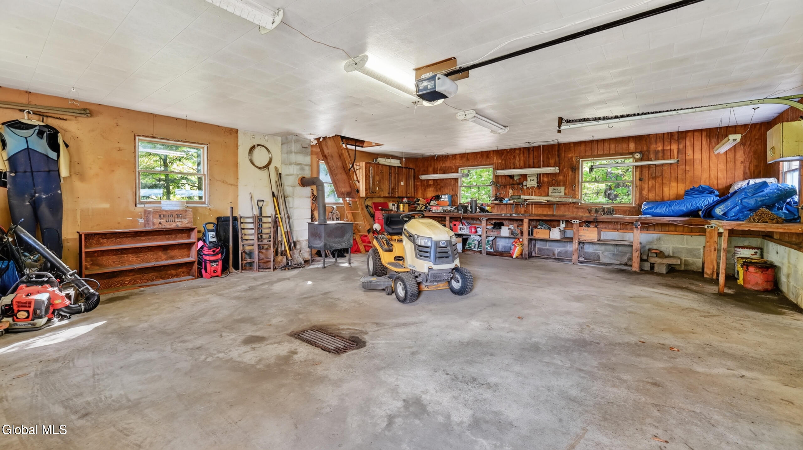 318 S Shore Rd W Caroga Caroga Lake NY 12032