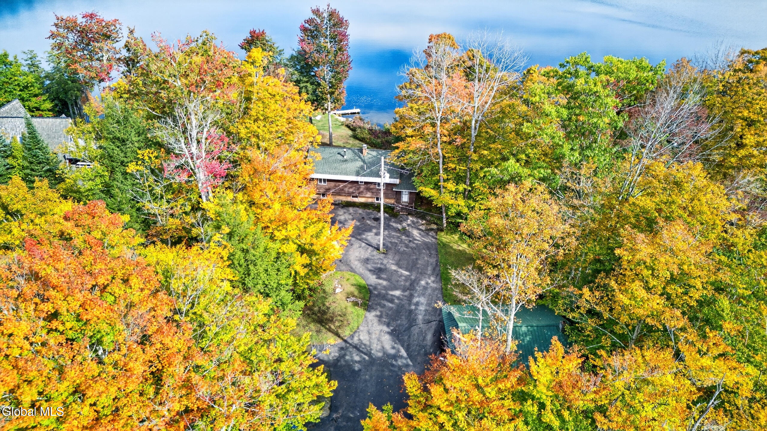 318 S Shore Rd W Caroga Caroga Lake NY 12032