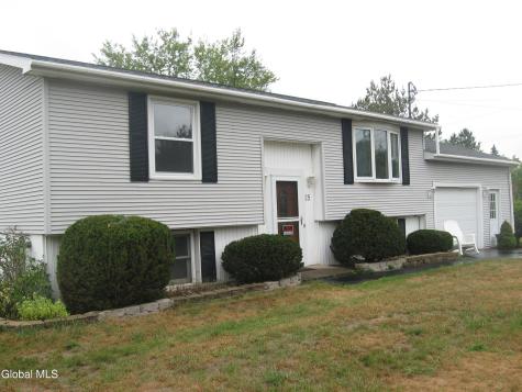 25 Abbott Drive Poestenkill NY 12140
