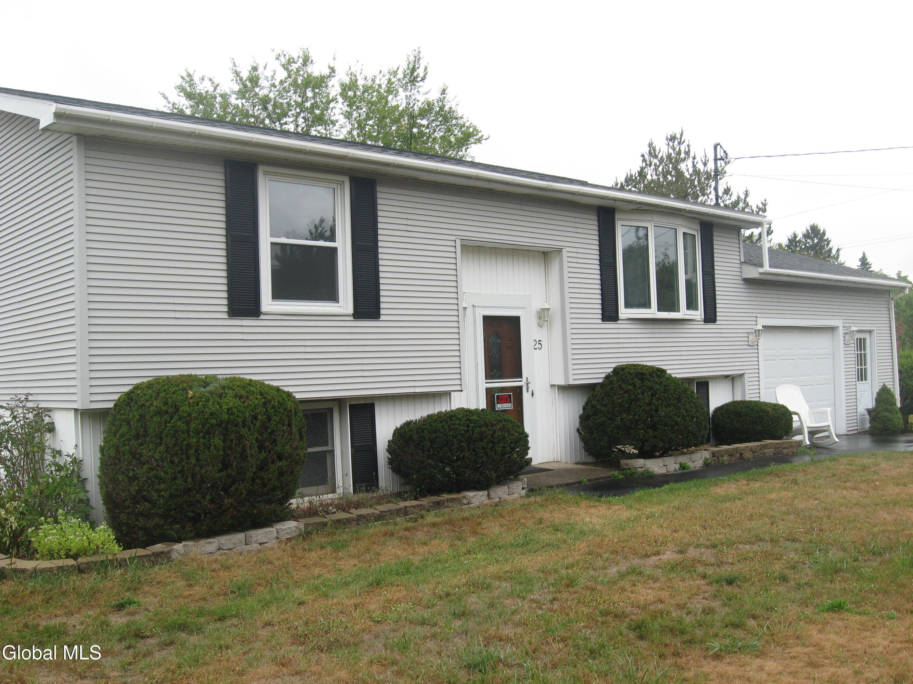 25 Abbott Drive Poestenkill NY 12140