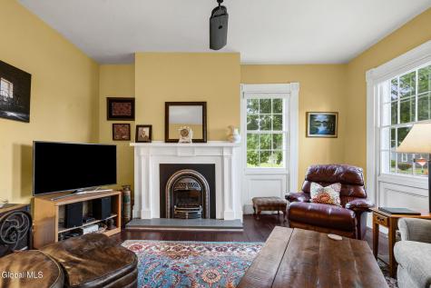 6 Halfmoon Drive Waterford NY 12188