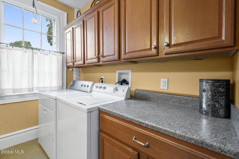 6 Halfmoon Drive Waterford NY 12188
