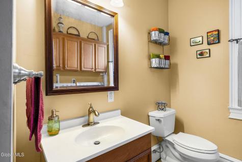 6 Halfmoon Drive Waterford NY 12188
