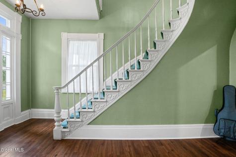 6 Halfmoon Drive Waterford NY 12188
