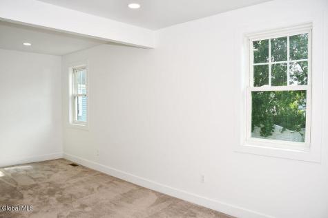 2024 8th Street Rensselaer NY 12144