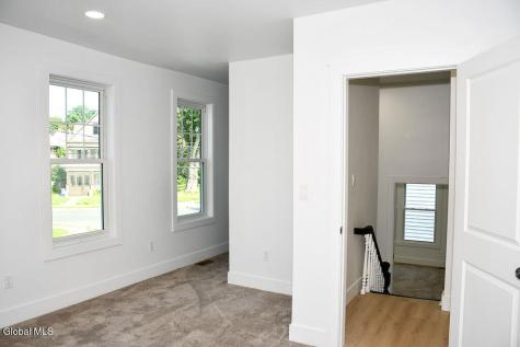 2024 8th Street Rensselaer NY 12144