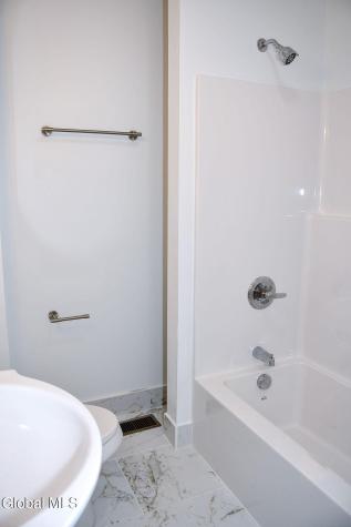 2024 8th Street Rensselaer NY 12144
