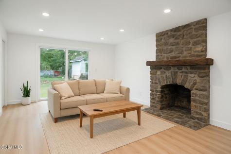2024 8th Street Rensselaer NY 12144