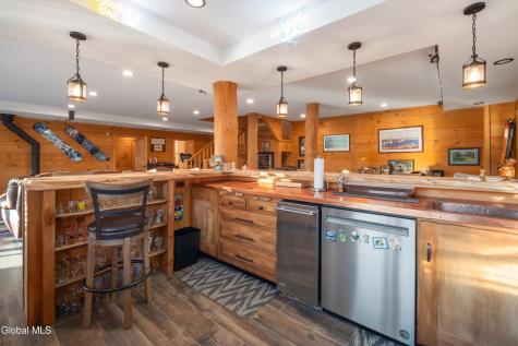 7352 Ny-23a Hunter NY 12442