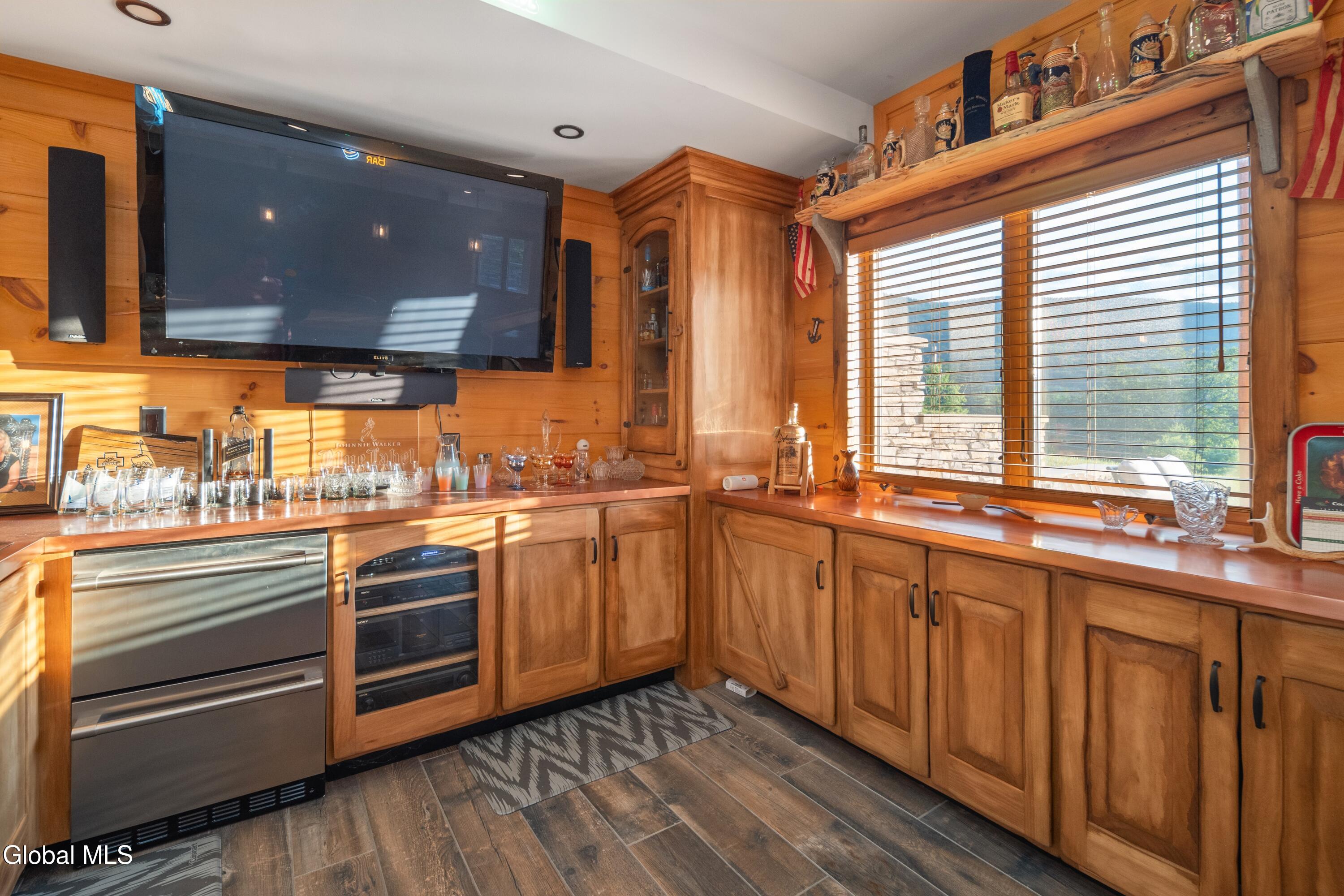 7352 Ny-23a Hunter NY 12442