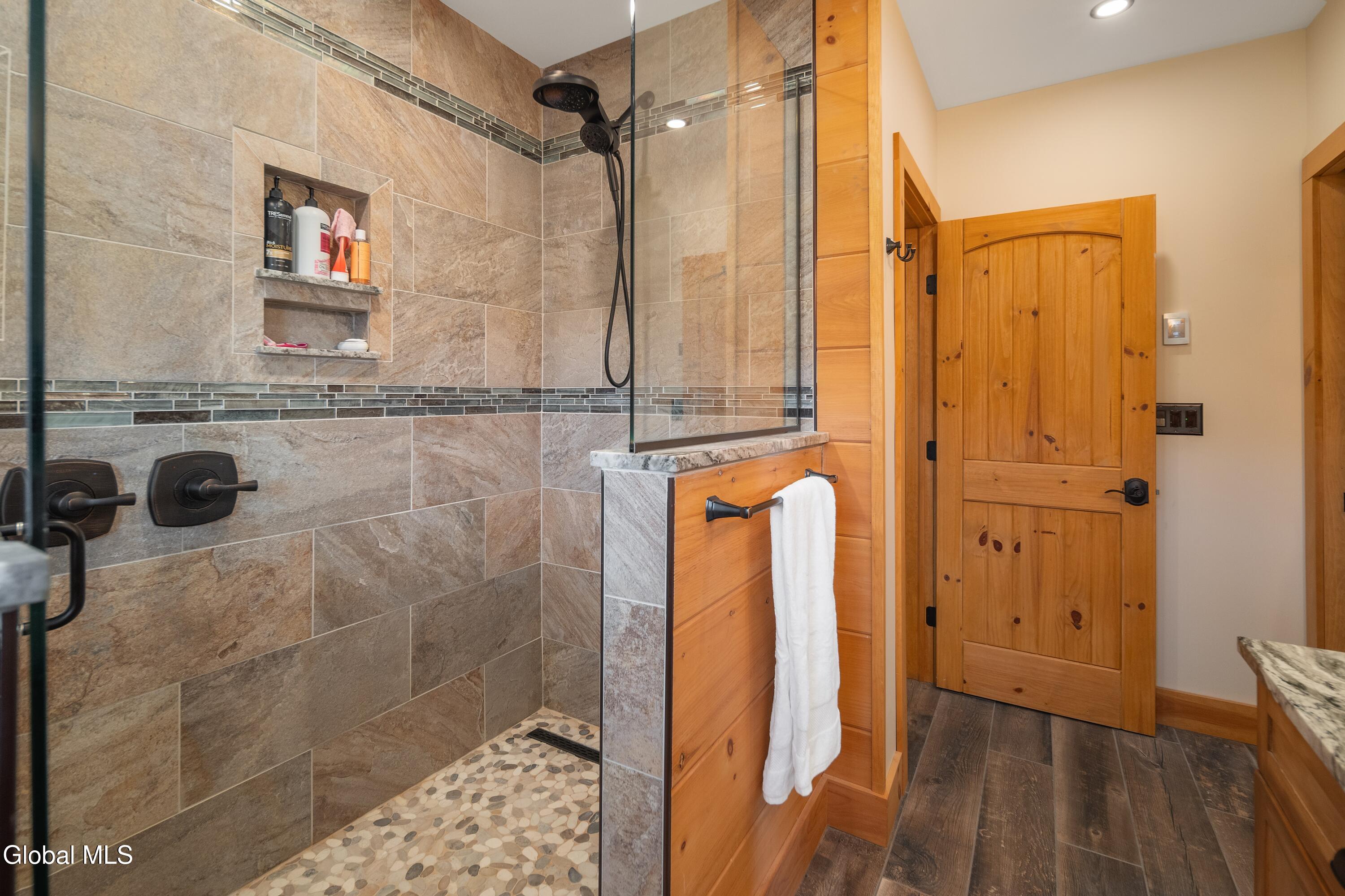 7352 Ny-23a Hunter NY 12442