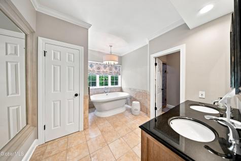 38 Campus View Drive Loudonville NY 12211
