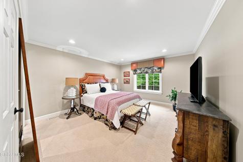 38 Campus View Drive Loudonville NY 12211