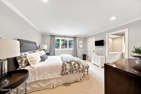 38 Campus View Drive Loudonville NY 12211