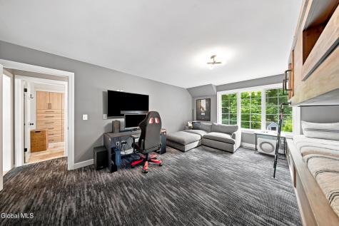 38 Campus View Drive Loudonville NY 12211