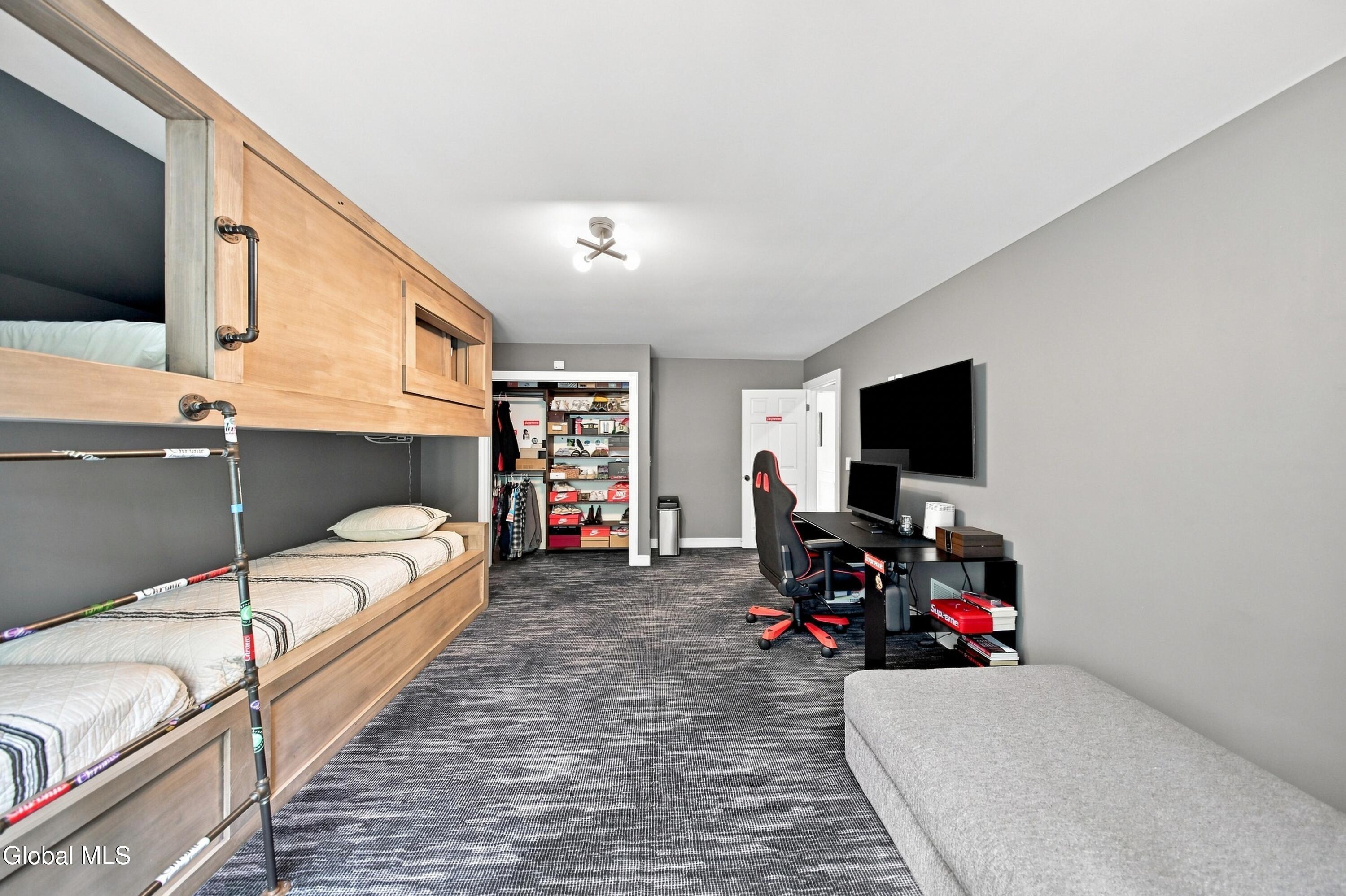 38 Campus View Drive Loudonville NY 12211