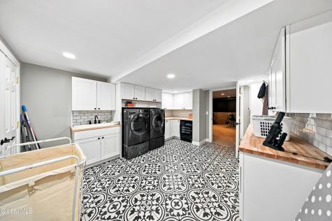 38 Campus View Drive Loudonville NY 12211