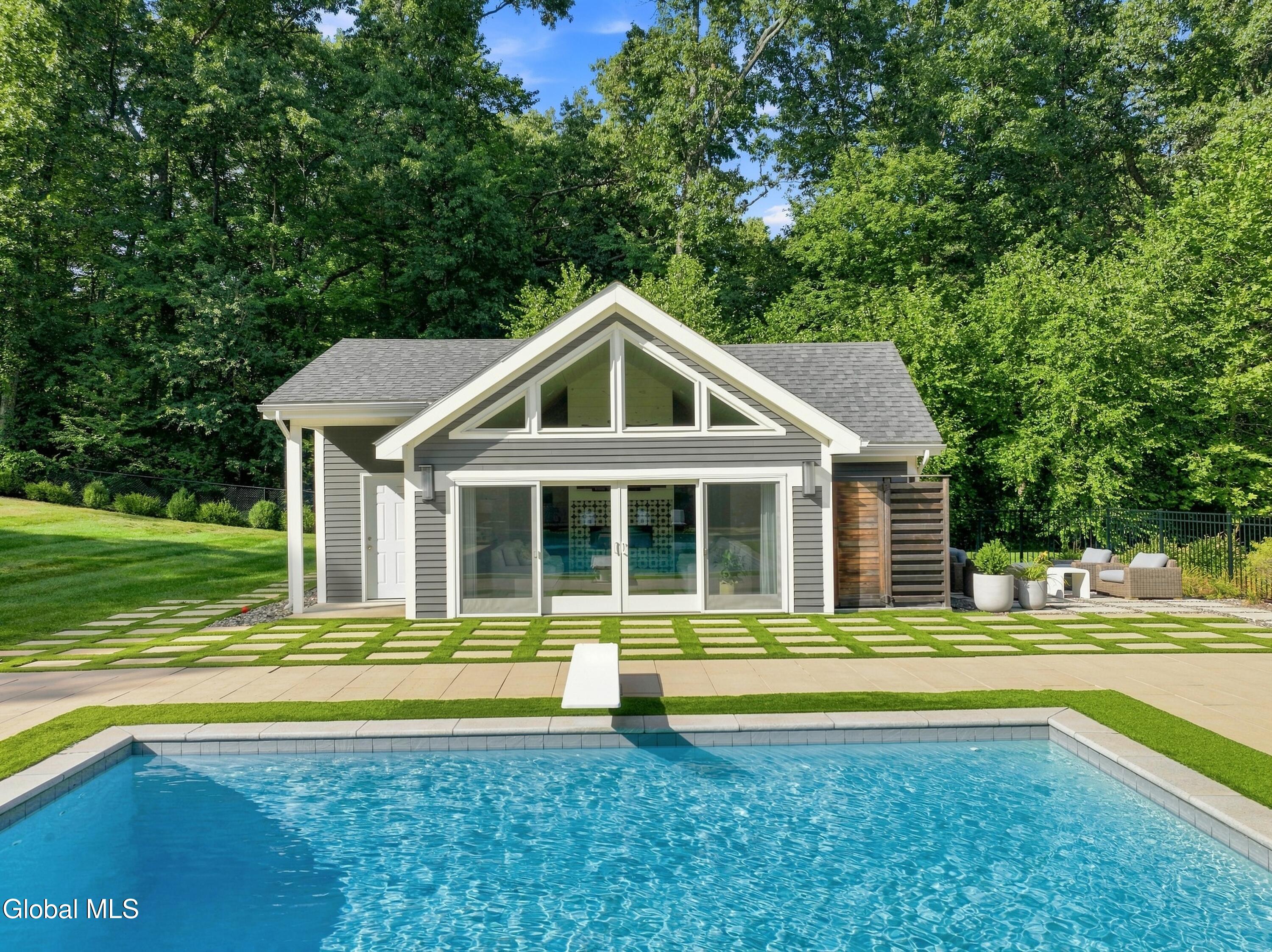 38 Campus View Drive Loudonville NY 12211