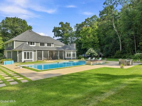 38 Campus View Drive Loudonville NY 12211