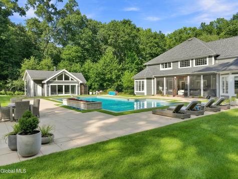38 Campus View Drive Loudonville NY 12211