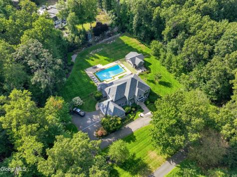 38 Campus View Drive Loudonville NY 12211