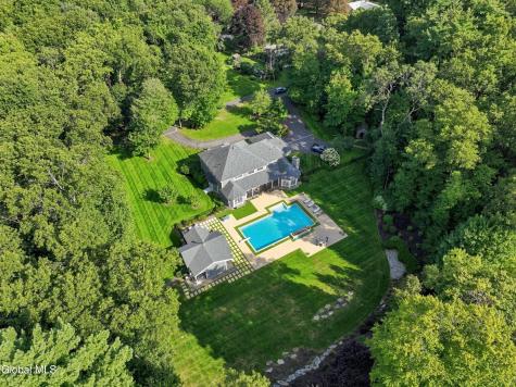 38 Campus View Drive Loudonville NY 12211