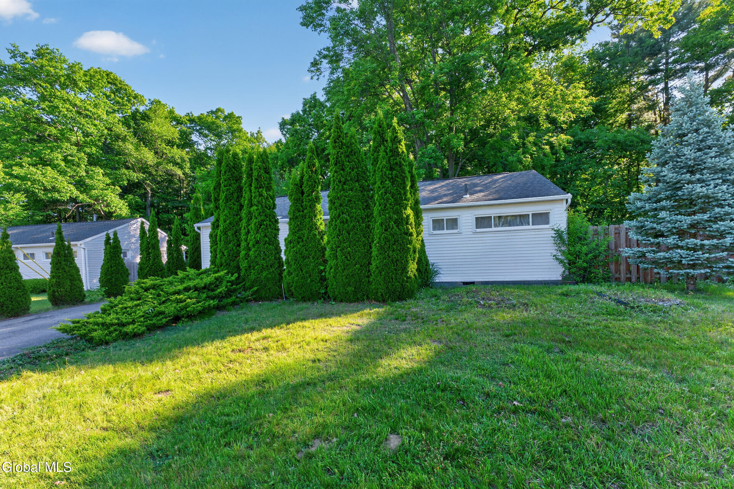 20 Winslow Drive Schenectady NY 12309