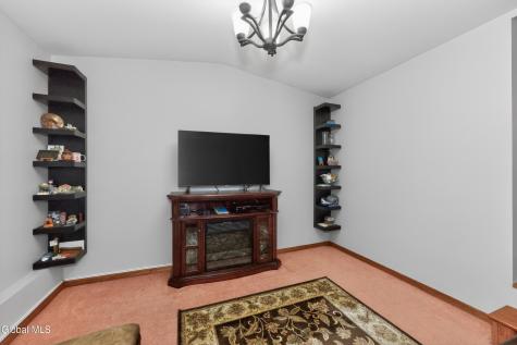 20 Winslow Drive Schenectady NY 12309