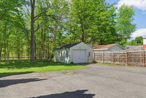 165 S Lake Avenue Troy NY 12180